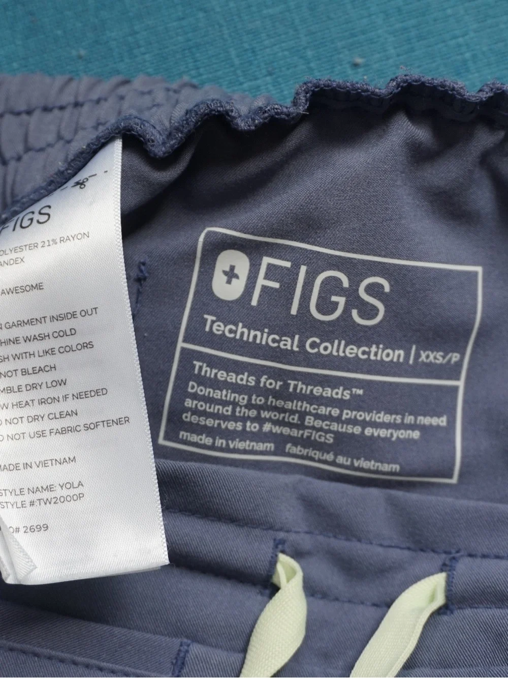 Figs Women’s Scrub Set